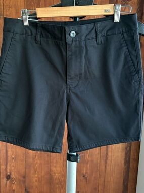 RSQ Black Flat-Front Men's Shorts